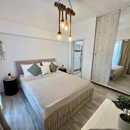 Aleria 2 * Naxos City